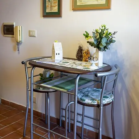 Le Di Fe - La Casetta Sul Corso * Ronciglione (Viterbo)